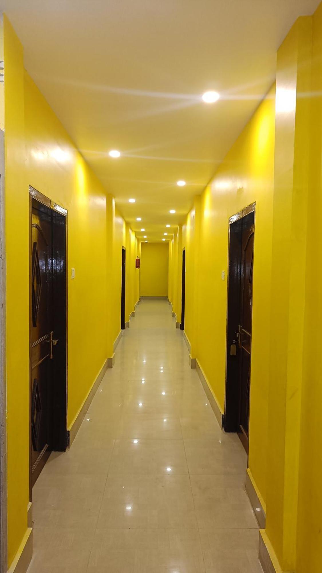 Hotel Santi Palace Bokakhat Exterior photo